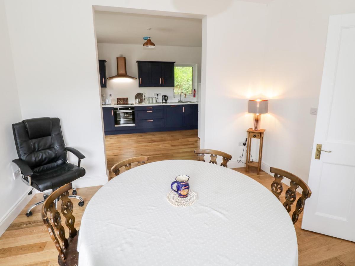 Rainbows End Villa Clifden Bagian luar foto