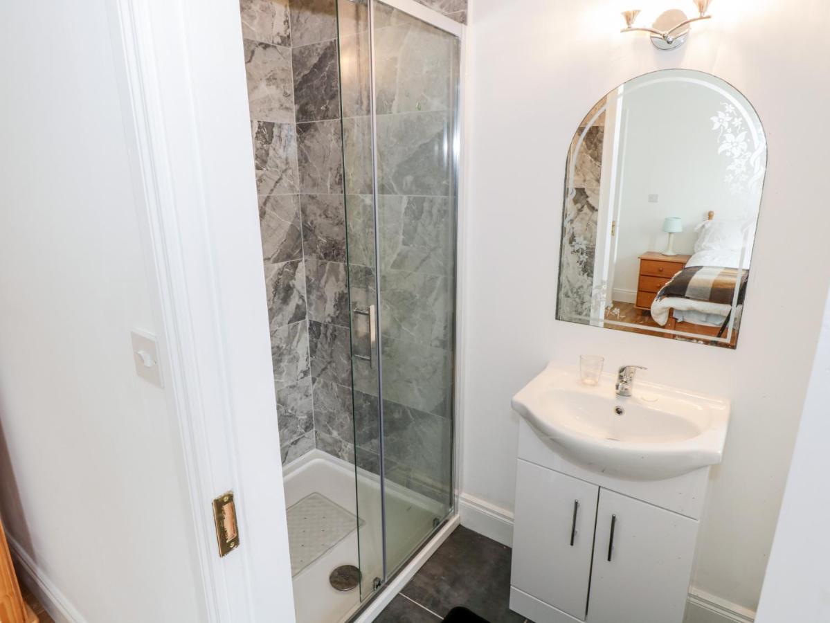 Rainbows End Villa Clifden Bagian luar foto