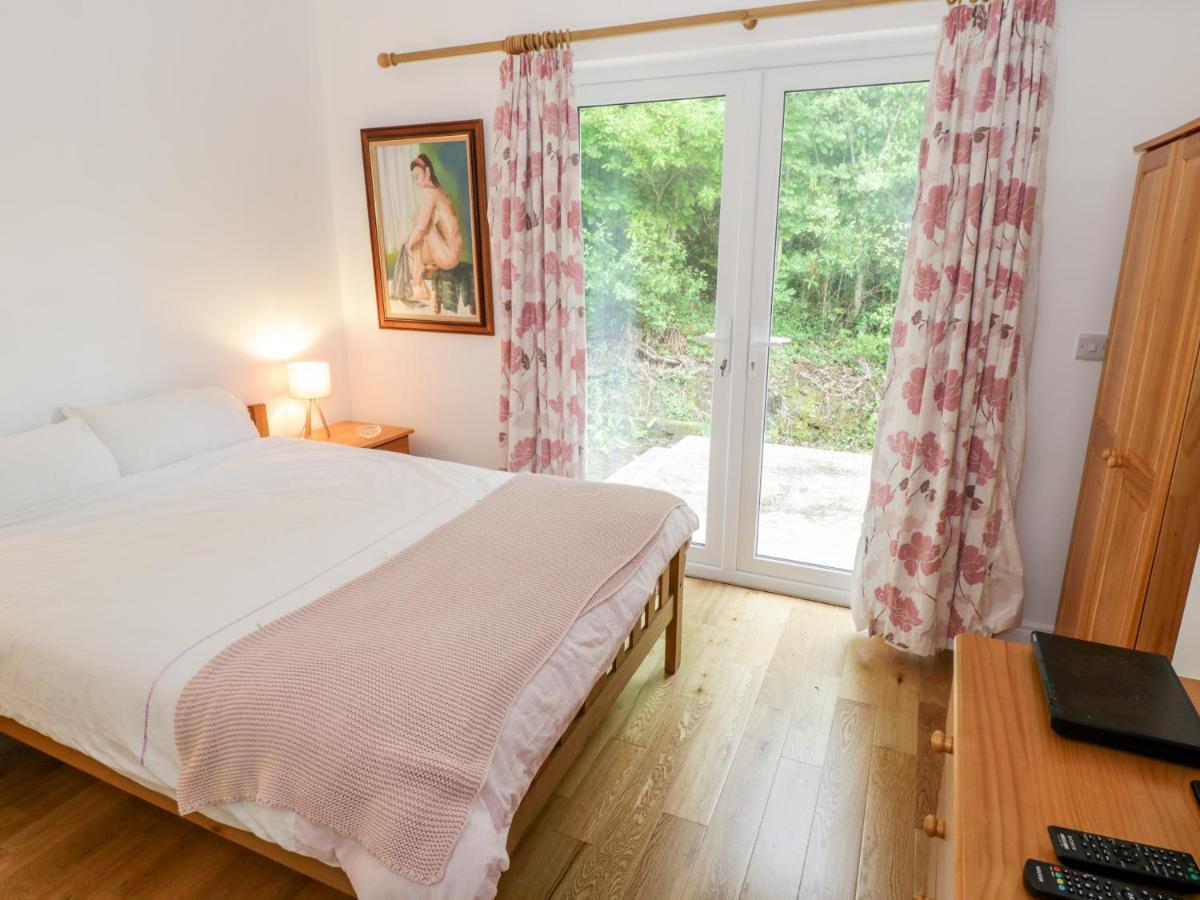 Rainbows End Villa Clifden Bagian luar foto