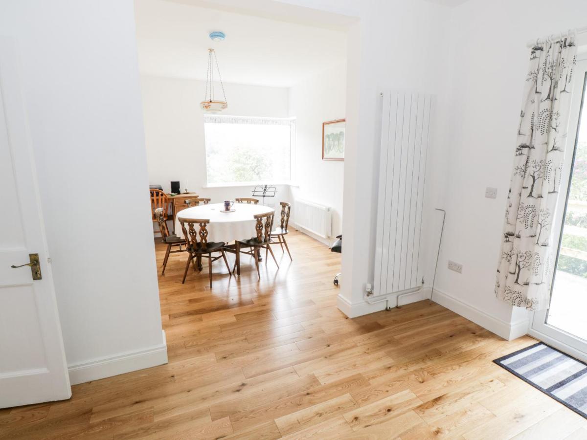 Rainbows End Villa Clifden Bagian luar foto